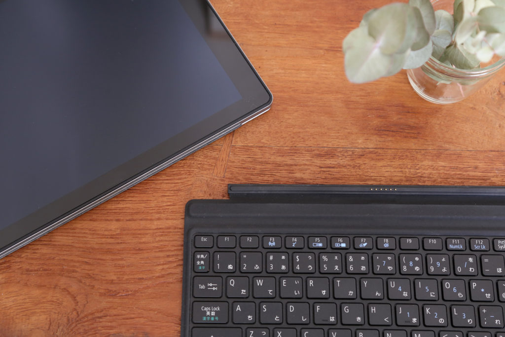 2in1PCキーボード取り外し